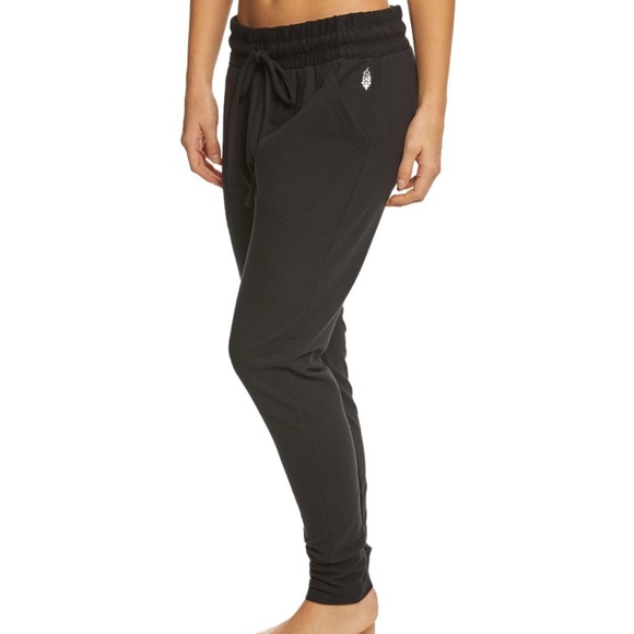 FP Movement by Free People Pants - Free People Movement Sunny Skinny Sweat Pants
black Size small